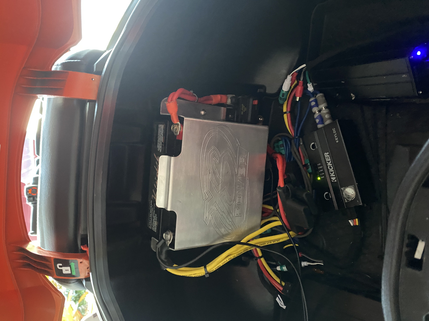 51b24d3d8109bd0d7a1c75f5f462be0d — 12Volt Outfitters